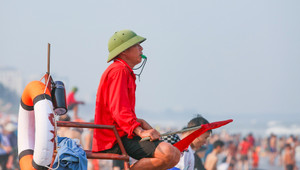 Dự báo thời tiết ngày mai 14/8: Mưa lớn giảm dần ở Bắc Bộ, Trung Bộ nắng rát