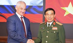 Tiếp tục phối hợp thúc đẩy quan hệ hợp tác quốc phòng Việt Nam - Liên bang Nga