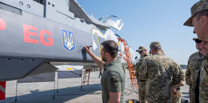 Anh vẫn cấm Ukraine sử dụng tên lửa Storm Shadow tấn công Nga