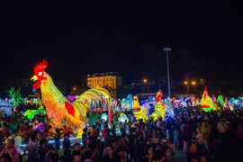 Khách đổ xô đi đón Trung thu sớm, Tuyên Quang 'cháy' khách sạn trước cả tháng