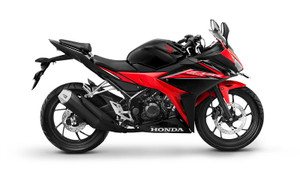 Bảng giá xe CBR150R mới nhất tháng 8/2024
