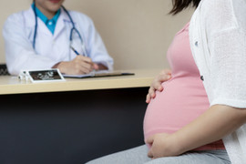 Đăng clip phá thai 9 tháng, nữ Youtuber bị khởi tố tội giết người