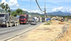 Nguy cơ tai nạn khi thi công cao tốc Hòa Liên-Túy Loan, Đà Nẵng chỉ đạo xử lý