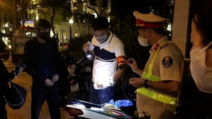 Theo chân Cảnh sát 141 bắt tội phạm ma tuý trong đêm