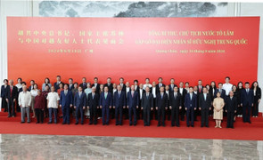 Tổng Bí thư, Chủ tịch nước Tô Lâm gặp gỡ đại diện nhân sĩ hữu nghị Trung Quốc