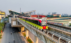 Trung bình 1 triệu chuyến đi bằng tàu điện giúp giảm 100 tấn khí thải