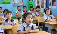 Học sinh lớp 1 tại TP.HCM tựu trường