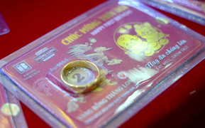 Trụ vững trên đỉnh 78,4 triệu đồng/lượng, giá vàng đắt kỷ lục