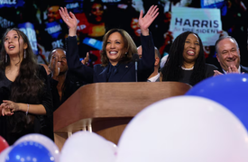 Bà Harris: Mỹ sẽ thắng Trung Quốc trong cuộc đua thế kỷ 21