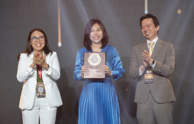 Vietcombank 12 năm liên tiếp lọt Top 50 Công ty niêm yết tốt nhất Việt Nam