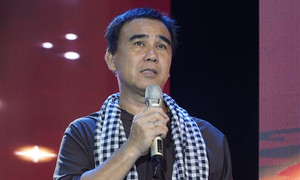 MC Quyền Linh: Tôi sợ sự xuất hiện của mình làm tan vỡ hạnh phúc riêng của cha