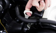 Cách kiểm tra mức dầu hộp số