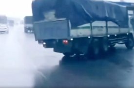 Đồng Nai: Phẫn nộ cảnh tài xế lái xe tải cán qua người đàn ông đi xe máy 