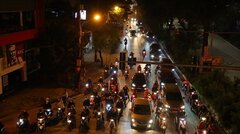 Lái xe trên đường phải đặc biệt lưu ý 2 khung giờ này