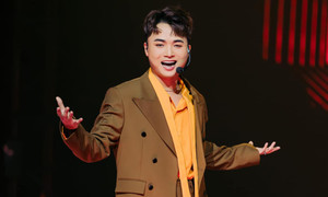 Em út của 'Anh trai vượt ngàn chông gai': Từng muốn bỏ hát về quê bán tạp hoá