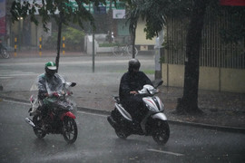 Dự báo thời tiết TP.HCM hôm nay 29/8: Nắng gián đoạn, chiều tối mưa rào và dông