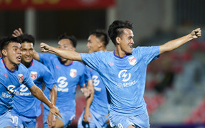 Định Hướng Phú Nhuận ra quyết định kì lạ, giải hạng Nhất chốt số đội