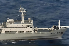 Tàu quân sự Trung Quốc một lần nữa đi vào hải phận Nhật Bản