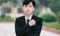 Thủ khoa đầu vào ĐH Kinh tế quốc dân: ‘Bố mẹ sẵn sàng bán nhà để em được đi học’