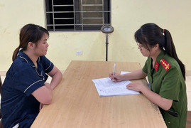 Lợi dụng hoãn chấp hành án phạt tù vì nuôi con nhỏ, nữ quái trốn sang Campuchia