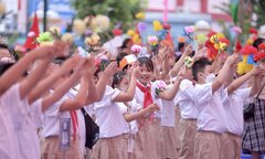 Khai giảng năm học mới: Nơi cấm thả bóng bay, nơi không tổ chức quá 60 phút