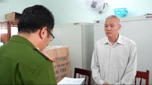 Nhận hối lộ, nguyên cán bộ Ban Quản lý Khu kinh tế Dung Quất bị khởi tố