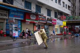 Tối nay bão Yagi đổ bộ Hà Nội, cảnh báo mưa dông gió giật thâu đêm 