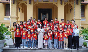 Người Việt trẻ ở nước ngoài là nhân tố quan trọng trong giữ gìn tiếng Việt