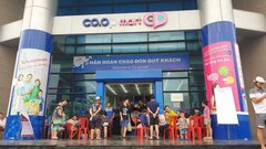 Co.opmart mở cửa sớm, tăng nguồn hàng để đáp ứng nhu cầu người dân sau bão
