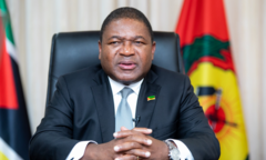 Tổng thống Mozambique đến Hà Nội, bắt đầu thăm chính thức Việt Nam