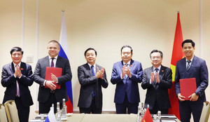 Chủ tịch Quốc hội Trần Thanh Mẫn tiếp các tập đoàn năng lượng lớn của Nga