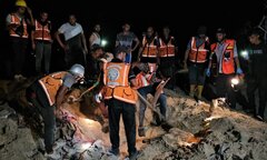 Vùng nhân đạo ở Gaza trúng tên lửa Israel, ít nhất 40 người chết
