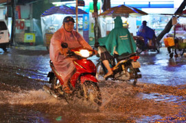 Dự báo thời tiết TP.HCM ngày 11/9: Cảnh báo mưa dông về chiều tối