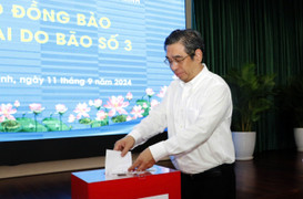 Cán bộ, công chức TP.HCM ủng hộ đồng bào bị thiệt hại do bão số 3