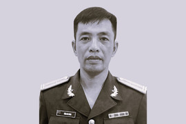 Truy tặng Huân chương bảo vệ Tổ quốc hạng Ba cho Trung tá QNCN Tăng Bá Hưng