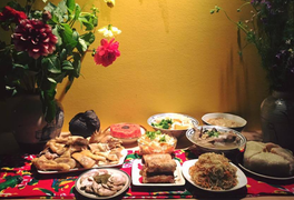 Văn khấn ngày rằm tháng 8 cúng gia tiên và thần linh 