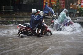 Dự báo thời tiết Hà Nội 10 ngày từ đêm 16/9 và tin áp thấp nhiệt đới mới nhất