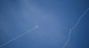 Hezbollah nã thêm 140 tên lửa vào Israel