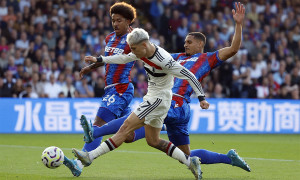 Trực tiếp bóng đá Crystal Palace 0-0 Man Utd: Thủ môn xuất sắc