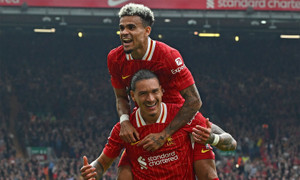 Kết quả Ngoại Hạng Anh: Thắng đậm Bournemouth, Liverpool tạm chiếm ngôi đầu BXH