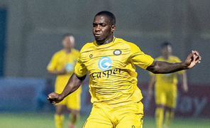 Tiền đạo CLB Thanh Hóa bật khóc như mưa khi nhận hung tin