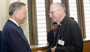 Tổng Bí thư, Chủ tịch nước Tô Lâm gặp Thủ tướng Vatican