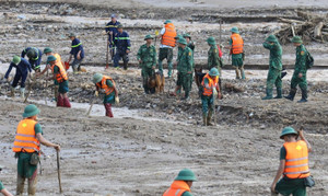 Dừng tìm kiếm nạn nhân mất tích vụ lũ quét Làng Nủ