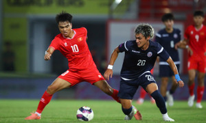 Trực tiếp bóng đá U20 Việt Nam 3-0 U20 Guam: Thủ môn nhận thẻ đỏ