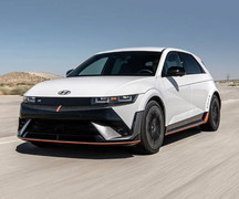 Hyundai Motor ra mắt phiên bản nâng cấp Ioniq 5N có thể trượt ngang