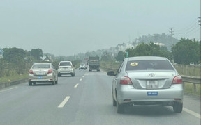 Ô tô tập lái đi tốc độ dưới quy định có bị phạt?