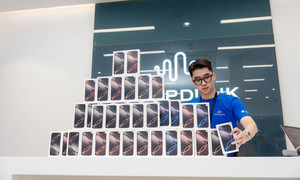 iPhone 16 thành chủ đề nóng nhất mạng xã hội Việt Nam sau 12 giờ giao hàng