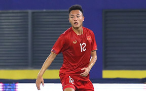 HLV Kim Sang-sik gọi lại trụ cột dưới thời ông Troussier