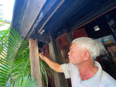 Nhà cổ hàng trăm năm tuổi xuống cấp chờ…sập, dân phố cổ Hội An nơm nớp lo sợ