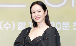 Sao Hàn 29/9: Son Ye Jin hé lộ nơi ở, phim mới của Park Seo Joon bị chê